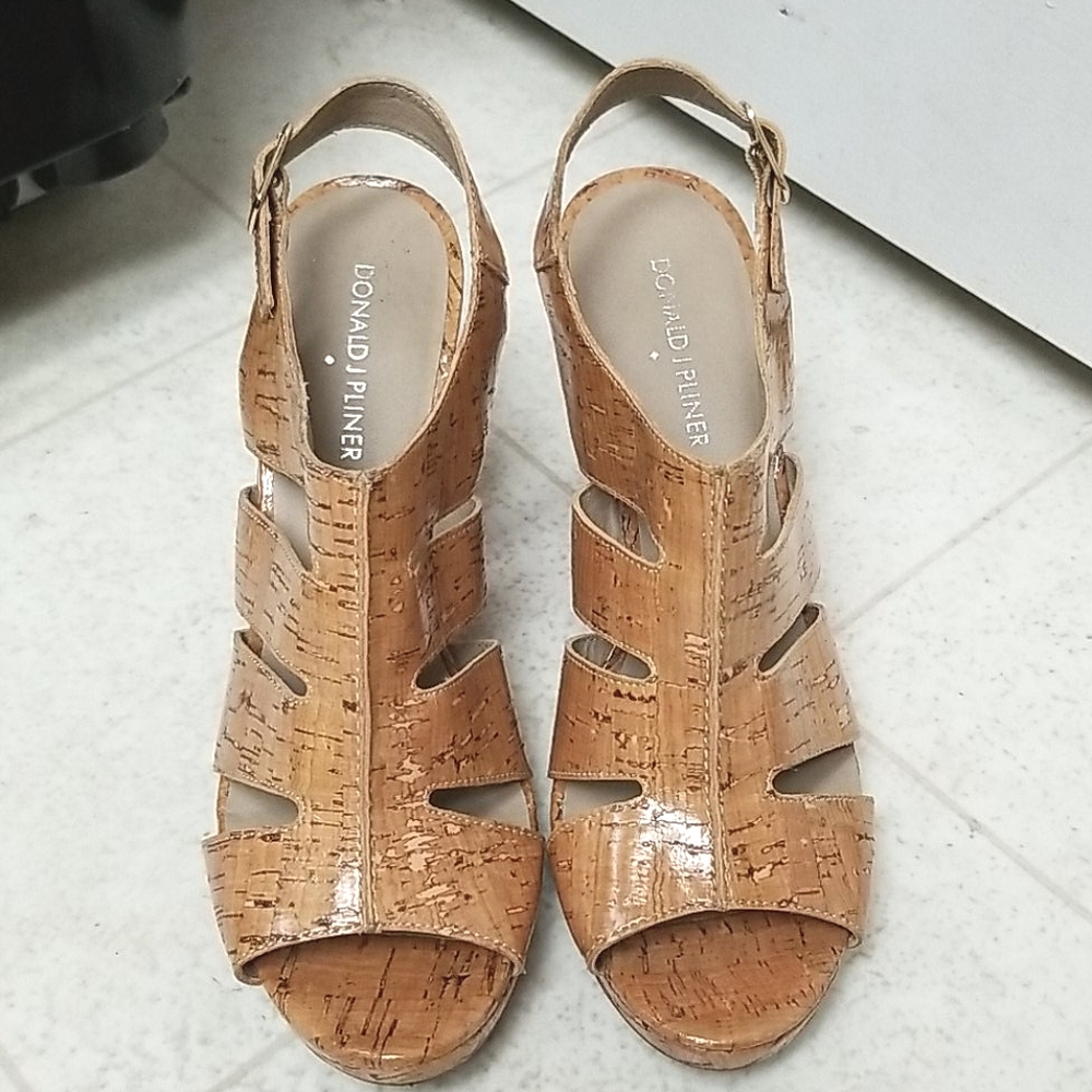 NWT Donald J Pliner Cork Wedges natural tan haddi - Picture 3 of 10